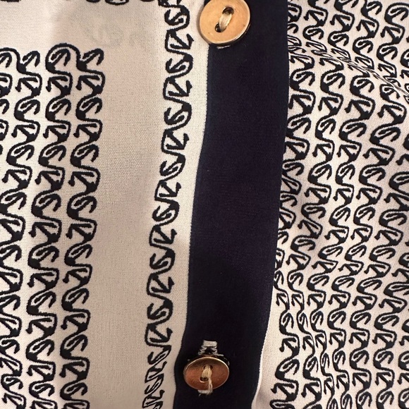 Eesome Navy/White Button Down Gold Tone Buttons Lightweight Career Oversized Med - Picture 8 of 8